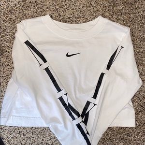 Nike Crop Top
